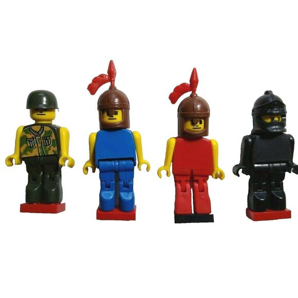 Lot of 28 Vintage Blockhead Plastic Robot Soldier Hard Plastic Figures Movable + - Picture 3 of 10